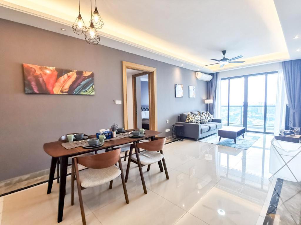 R&F Princess Cove Ciq Premium Sea & City View Suites By Neo Johor Bahru Exterior foto