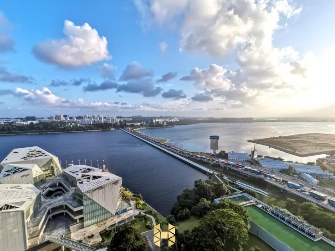 R&F Princess Cove Ciq Premium Sea & City View Suites By Neo Johor Bahru Exterior foto