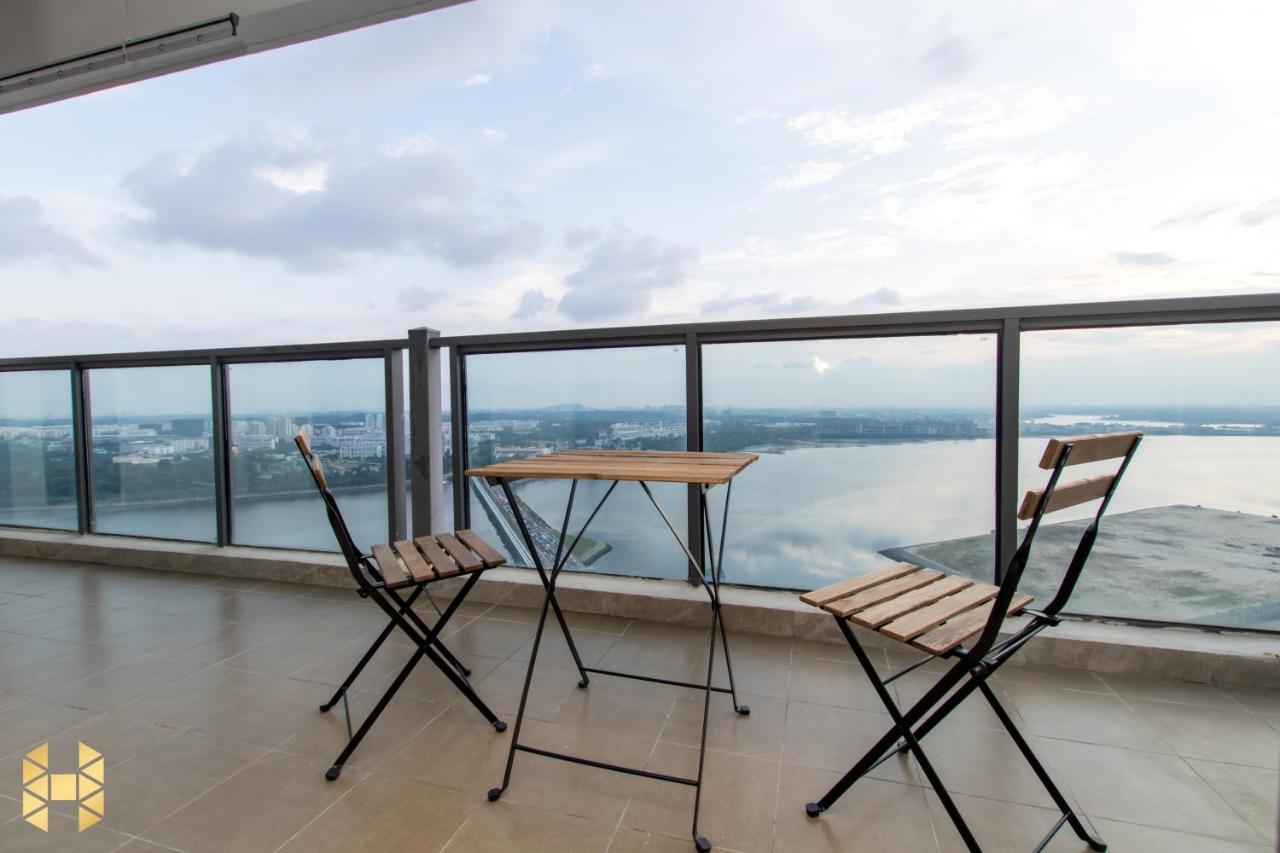 R&F Princess Cove Ciq Premium Sea & City View Suites By Neo Johor Bahru Exterior foto